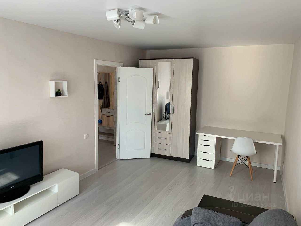 2-комнатная квартира, 42 м² — фотография 3