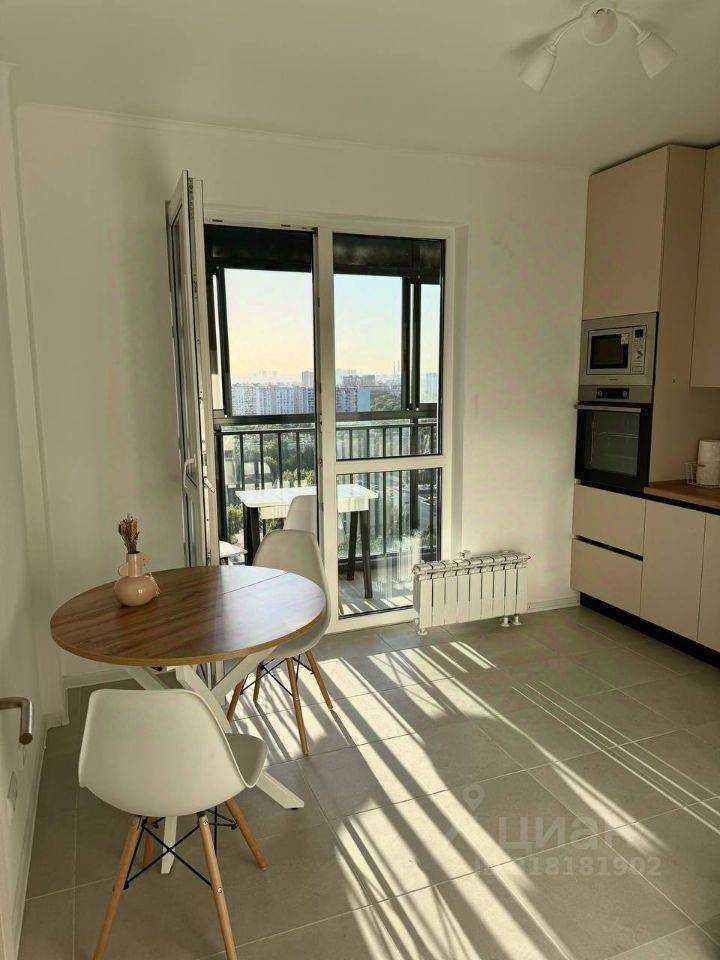 1-комнатная квартира, 40,6 м² — фотография 2