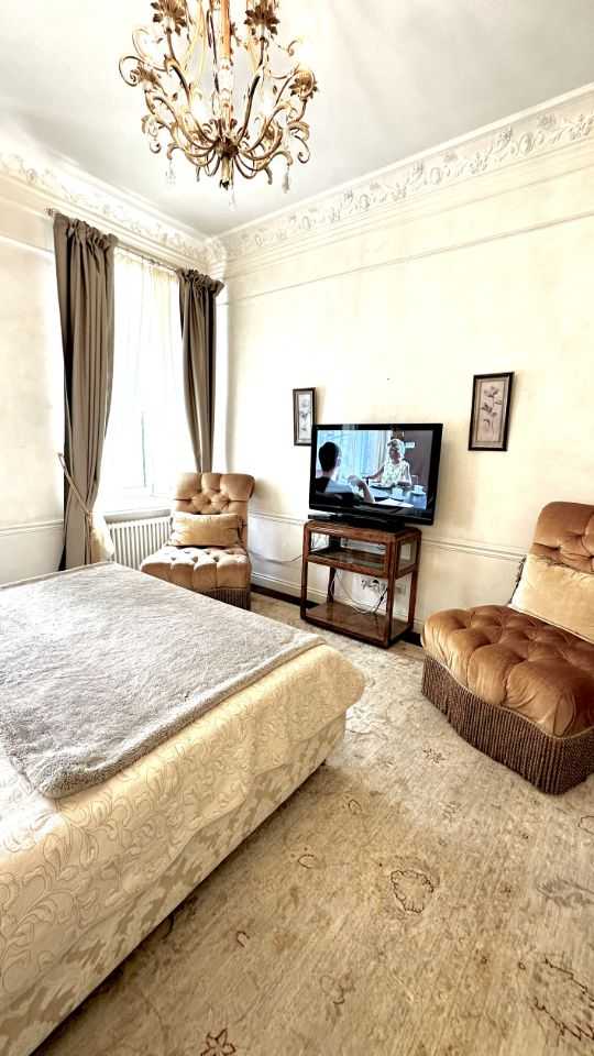 5-комнатная квартира, 180 м² — фотография 2