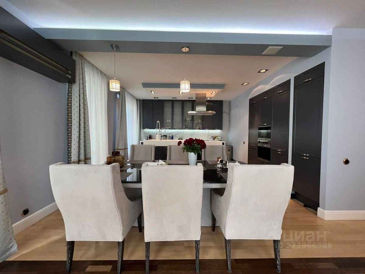 3-комнатная квартира, 156 м² — фотография 3