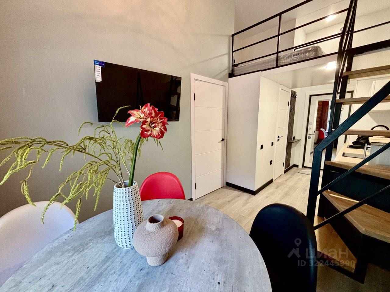 2-комнатная квартира, 32 м² — фотография 2