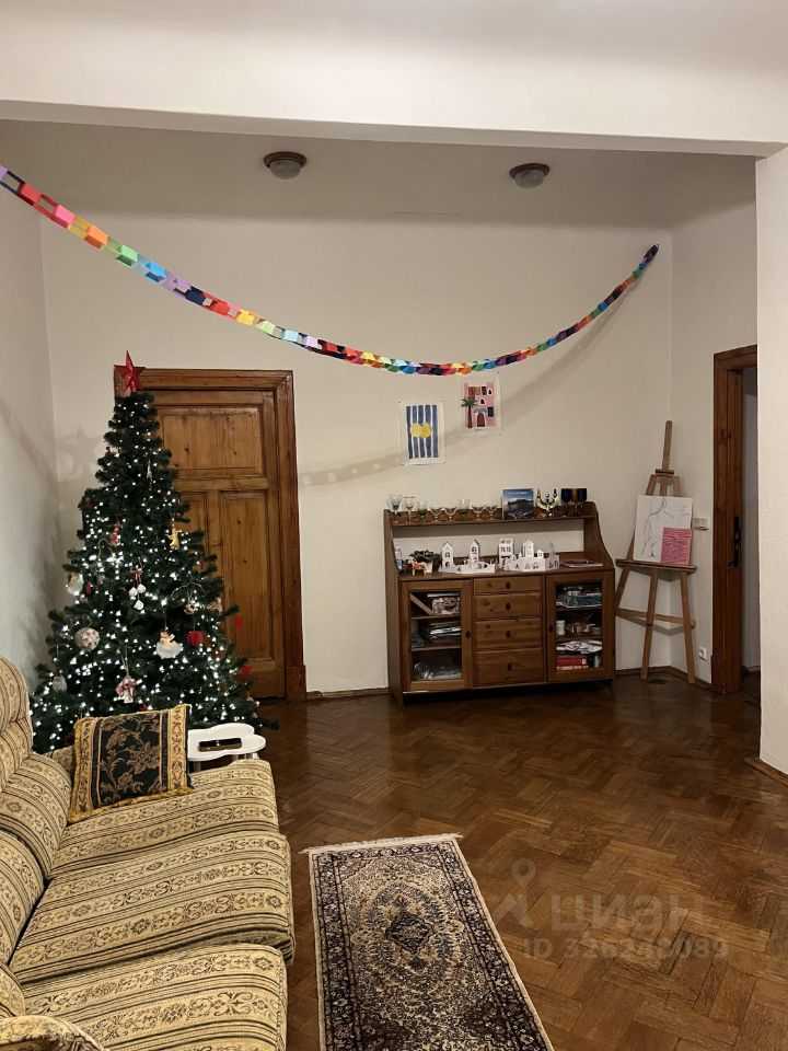 4-комнатная квартира, 84 м² — фотография 3