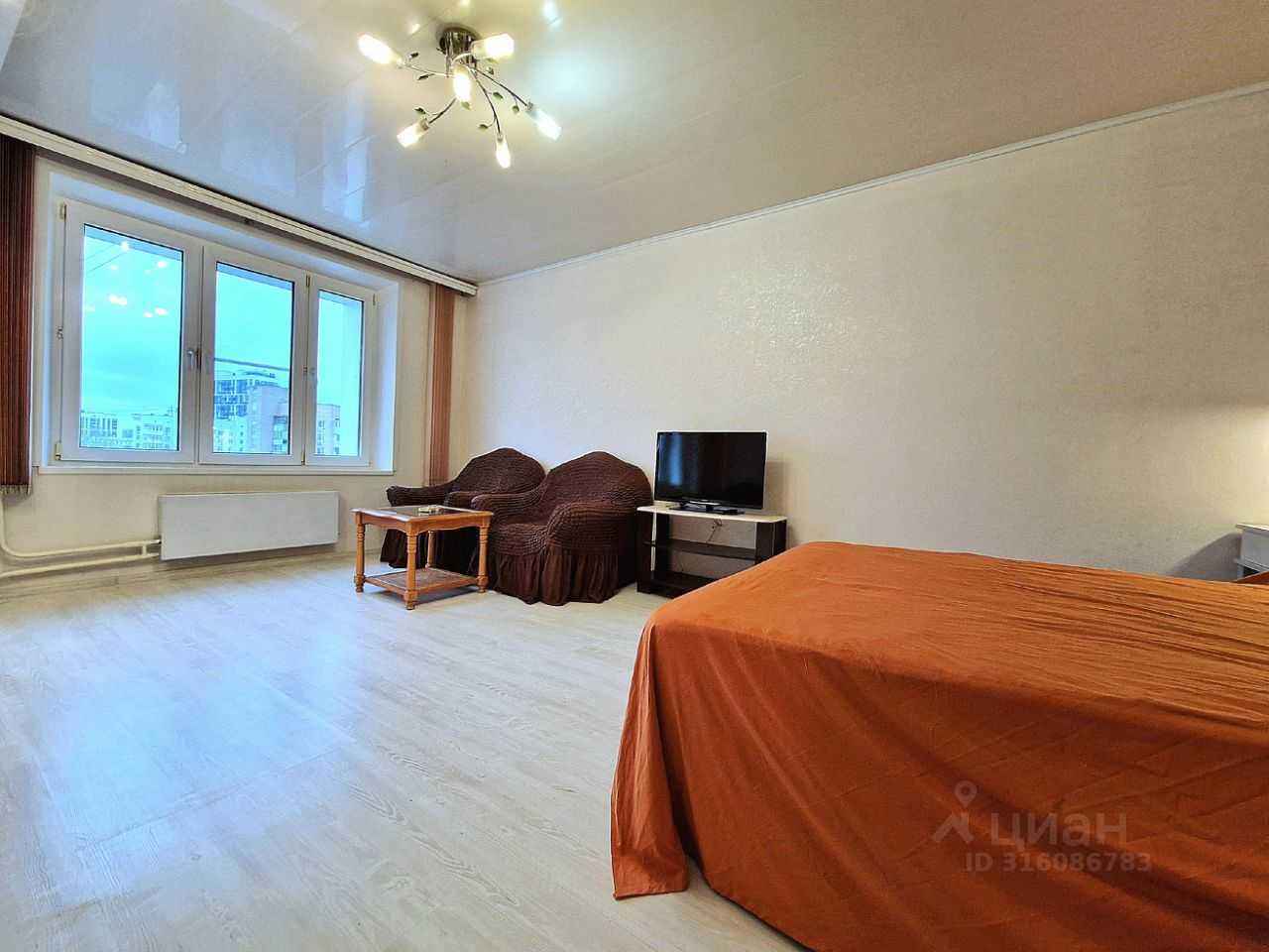 1-комнатная квартира, 42 м² — фотография 3