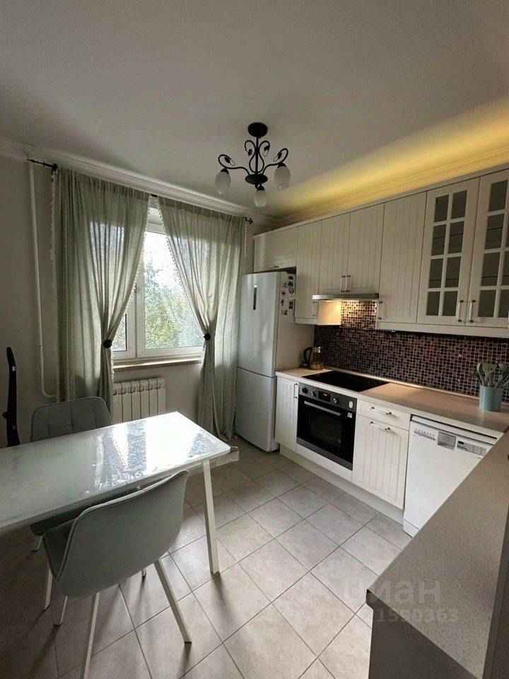 1-комнатная квартира, 42 м²