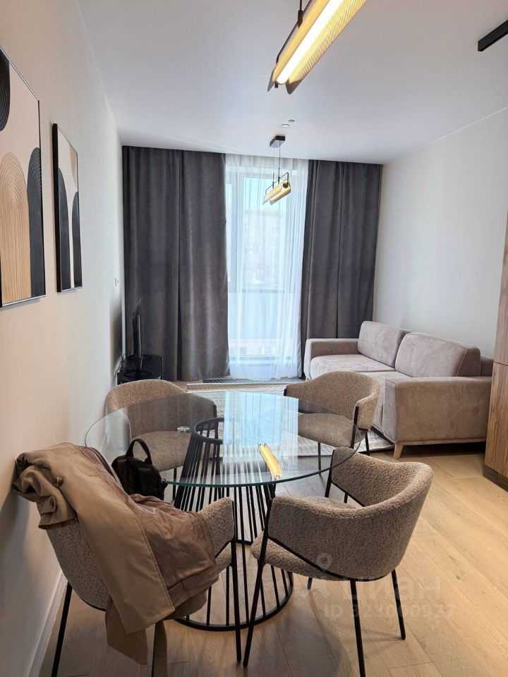 1-комнатная квартира, 55 м² — фотография 2