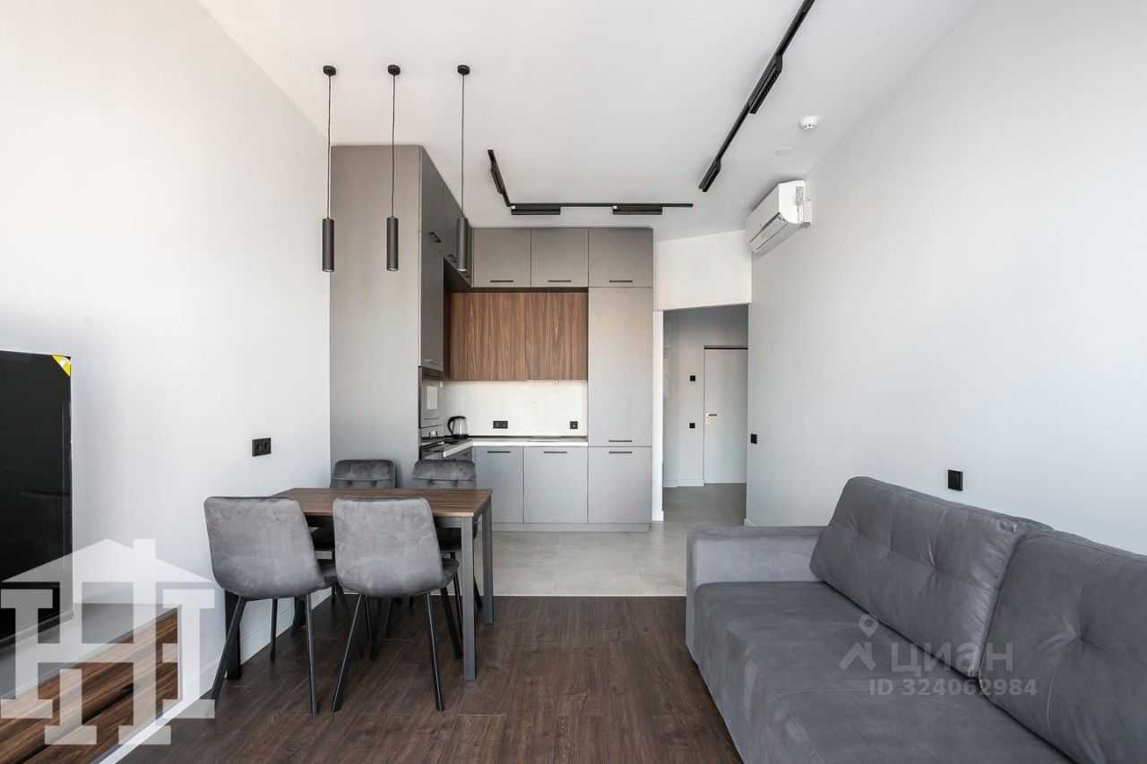 2-комнатная квартира, 55 м² — фотография 2