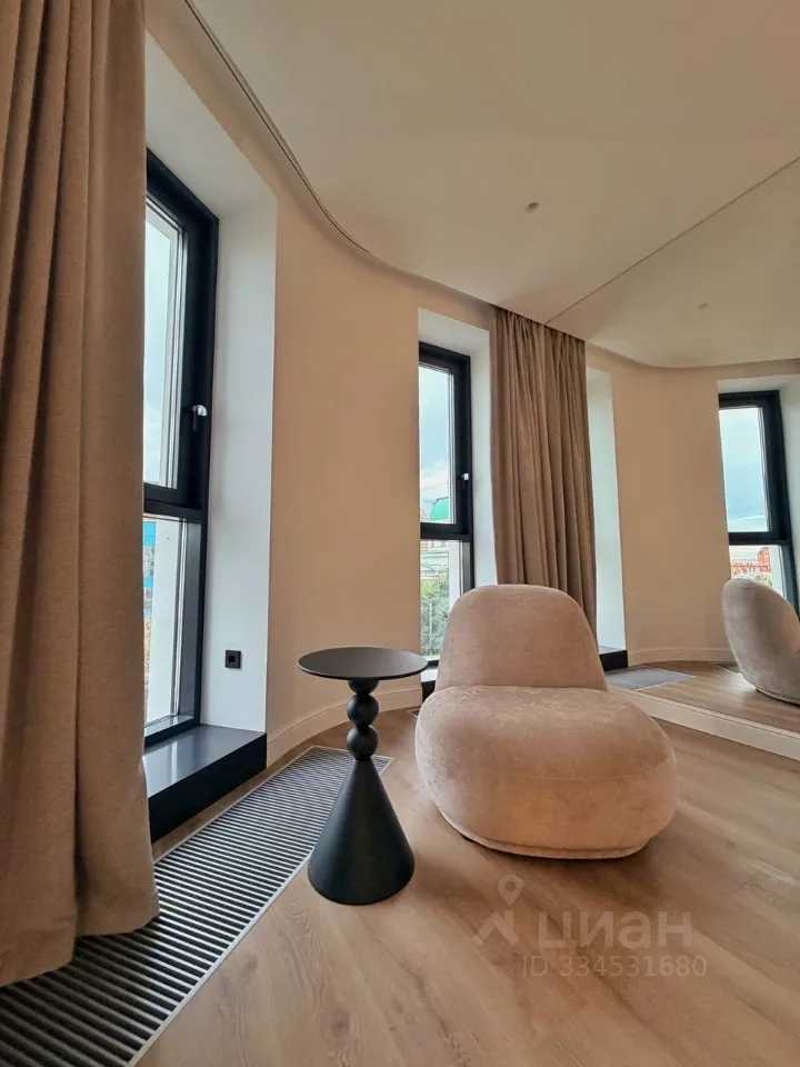 1-комнатная квартира, 55 м² — фотография 3