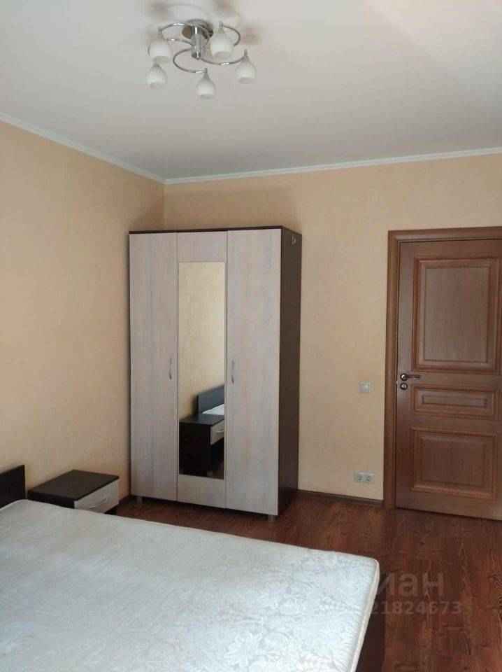 2-комнатная квартира, 55 м² — фотография 2