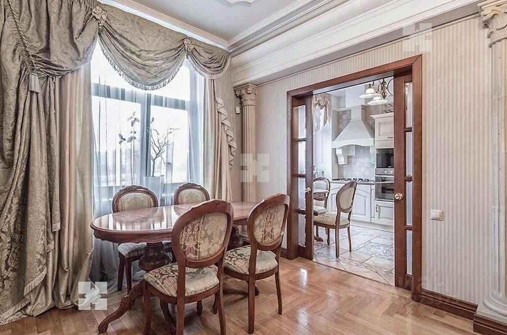 5-комнатная квартира, 150 м²
