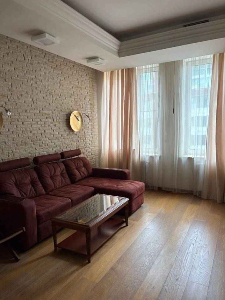 2-комнатная квартира, 75 м²