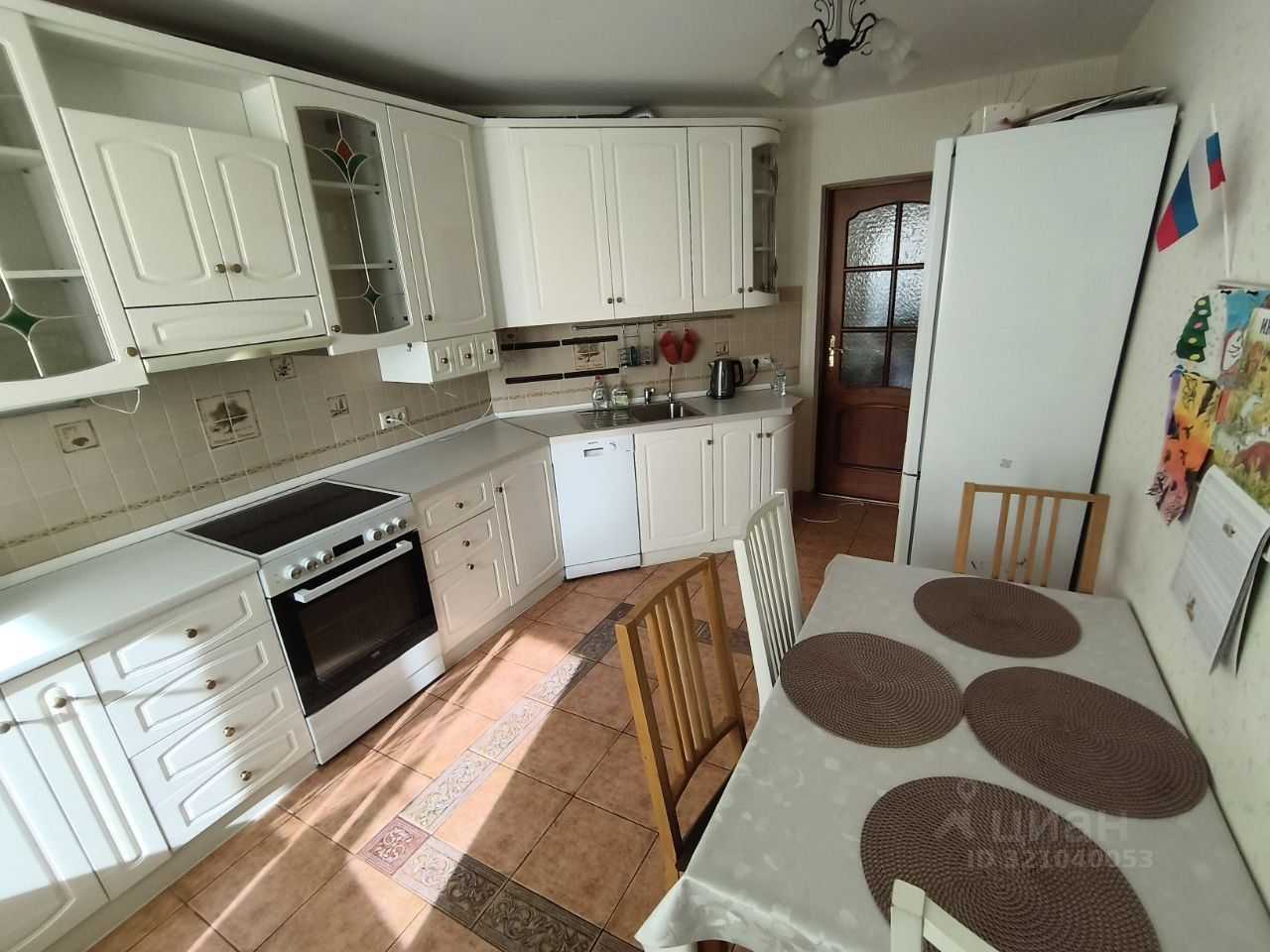4-комнатная квартира, 99 м² — фотография 2