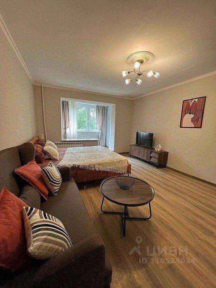 1-комнатная квартира, 42 м²