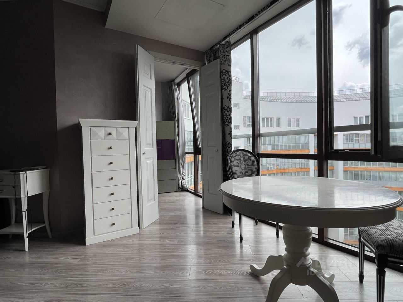 2-комнатная квартира, 52 м² — фотография 2