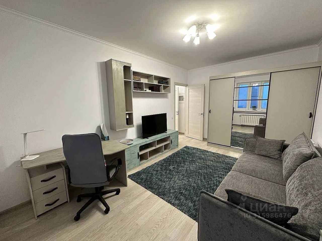 2-комнатная квартира, 63 м² — фотография 2