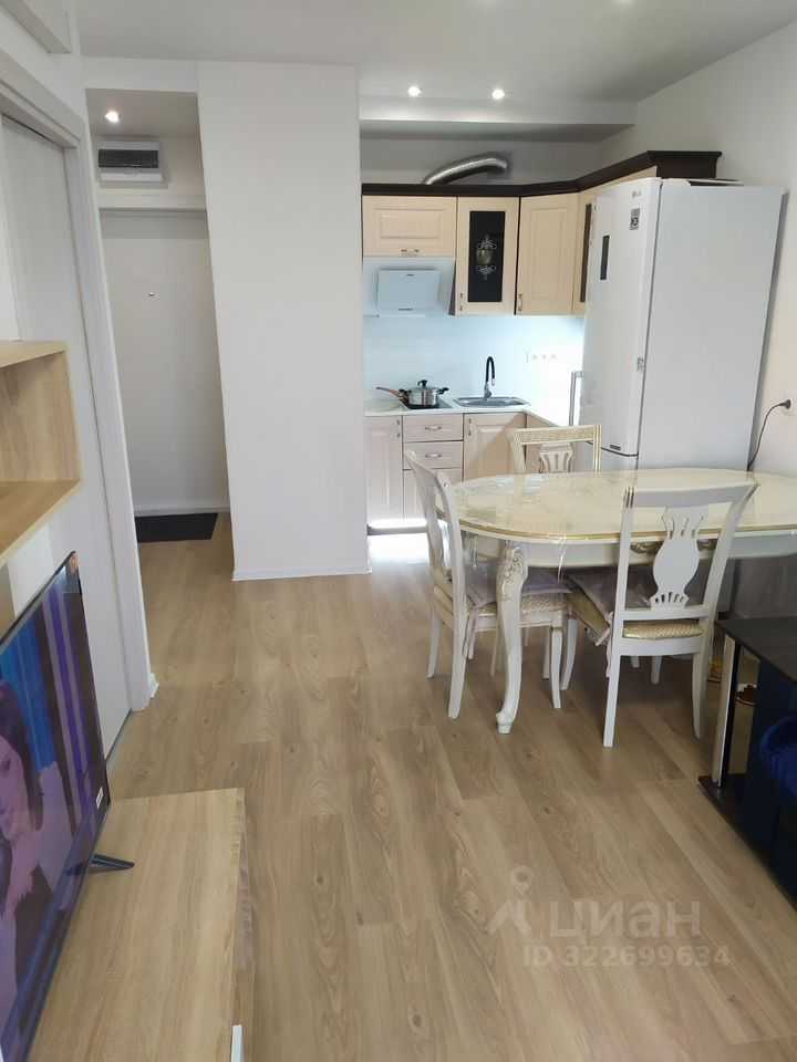 2-комнатная квартира, 42 м² — фотография 2
