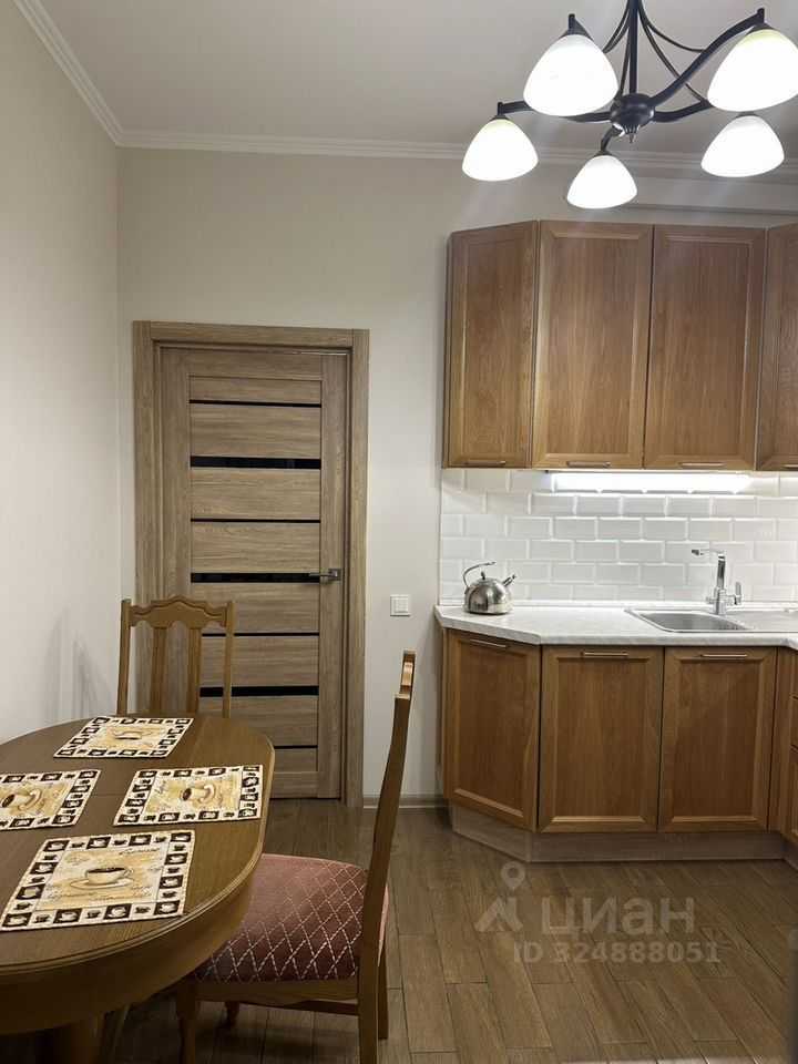 1-комнатная квартира, 42 м² — фотография 2