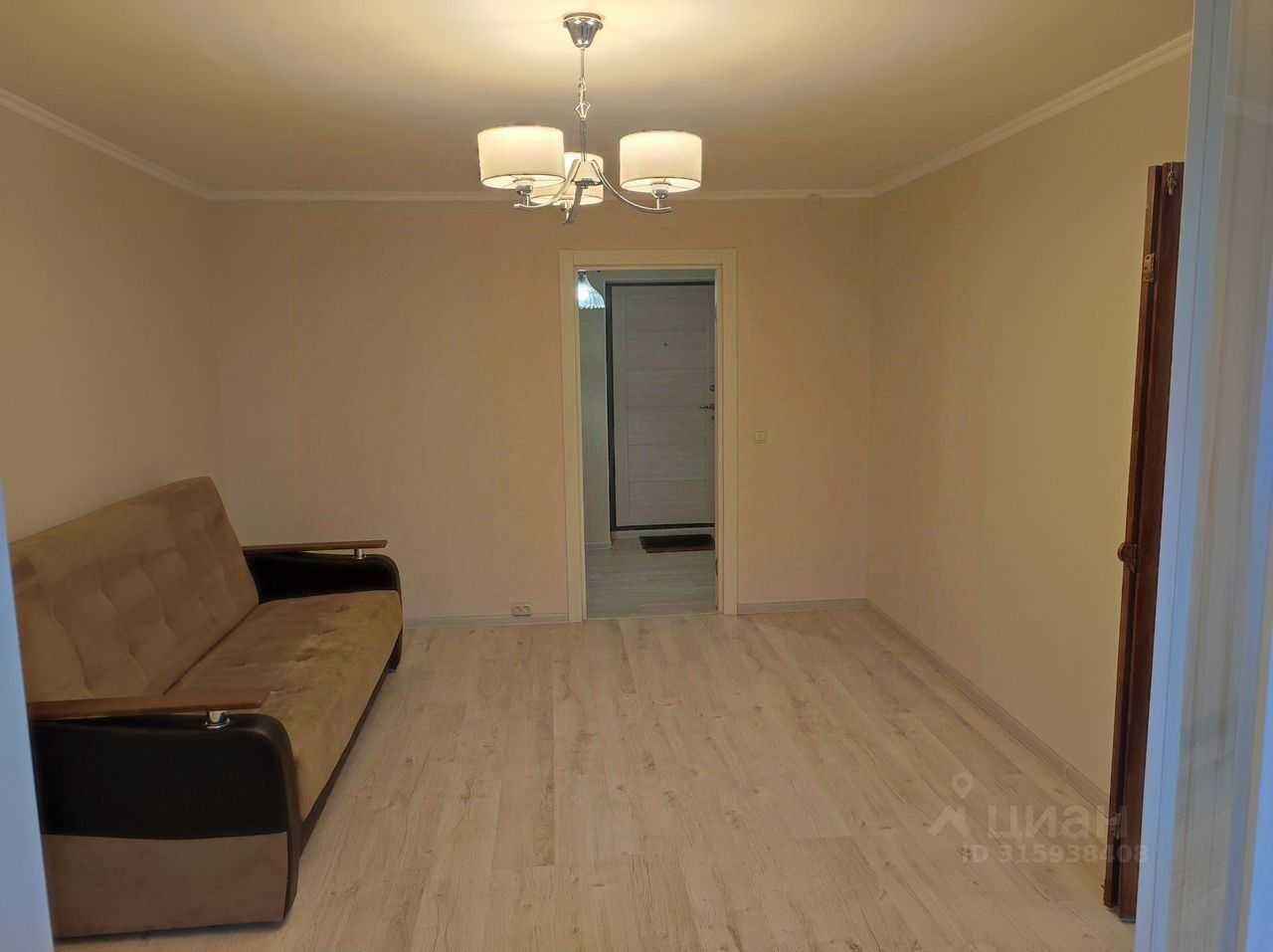2-комнатная квартира, 56 м² — фотография 2