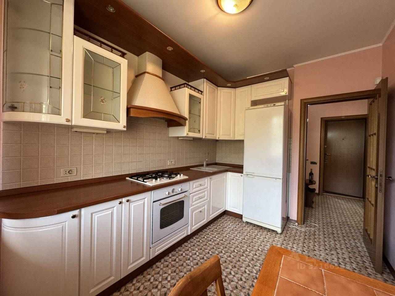 1-комнатная квартира, 35 м² — фотография 2