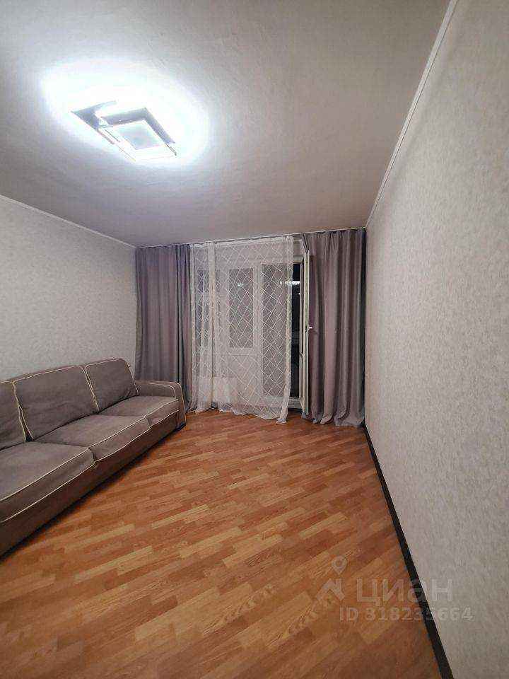 2-комнатная квартира, 55 м² — фотография 3