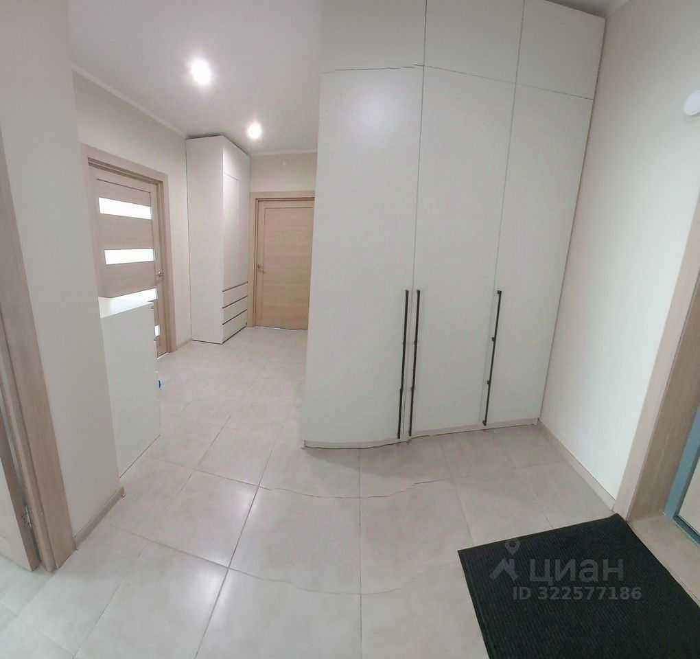 2-комнатная квартира, 68 м² — фотография 3