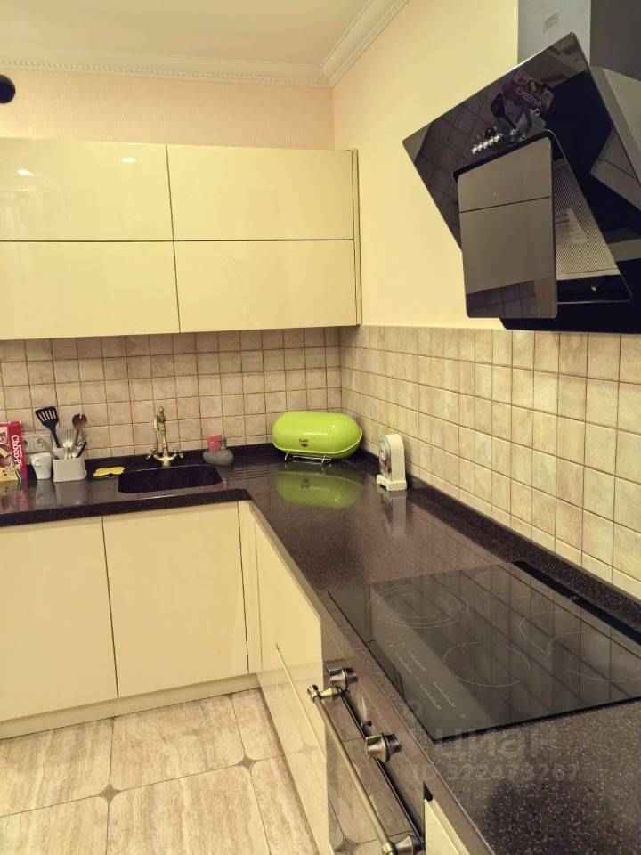 1-комнатная квартира, 53 м² — фотография 2