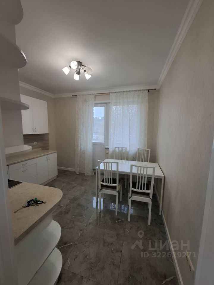 2-комнатная квартира, 65 м² — фотография 2