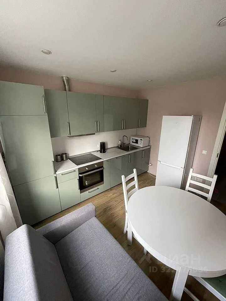 1-комнатная квартира, 50 м² — фотография 2