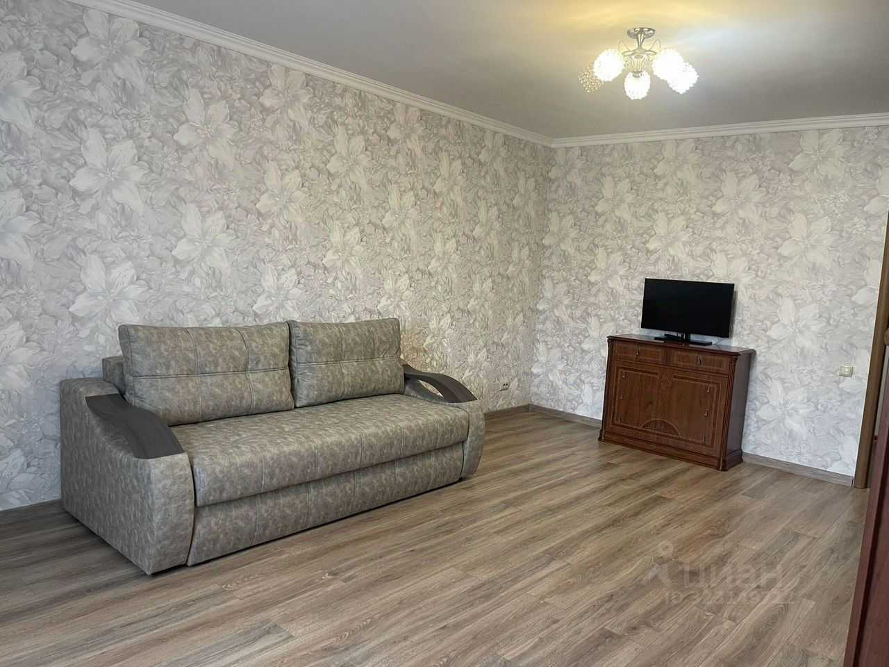 2-комнатная квартира, 75 м² — фотография 3