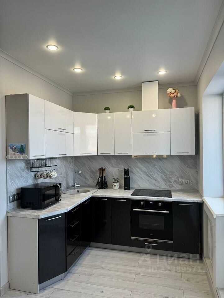 2-комнатная квартира, 67 м² — фотография 3