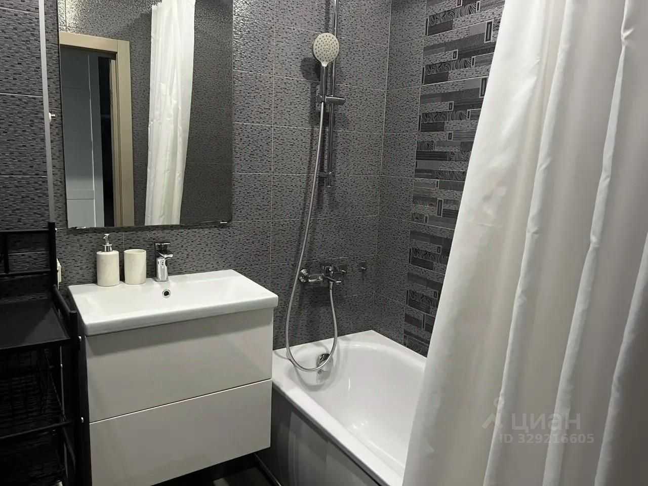 1-комнатная квартира, 42 м²