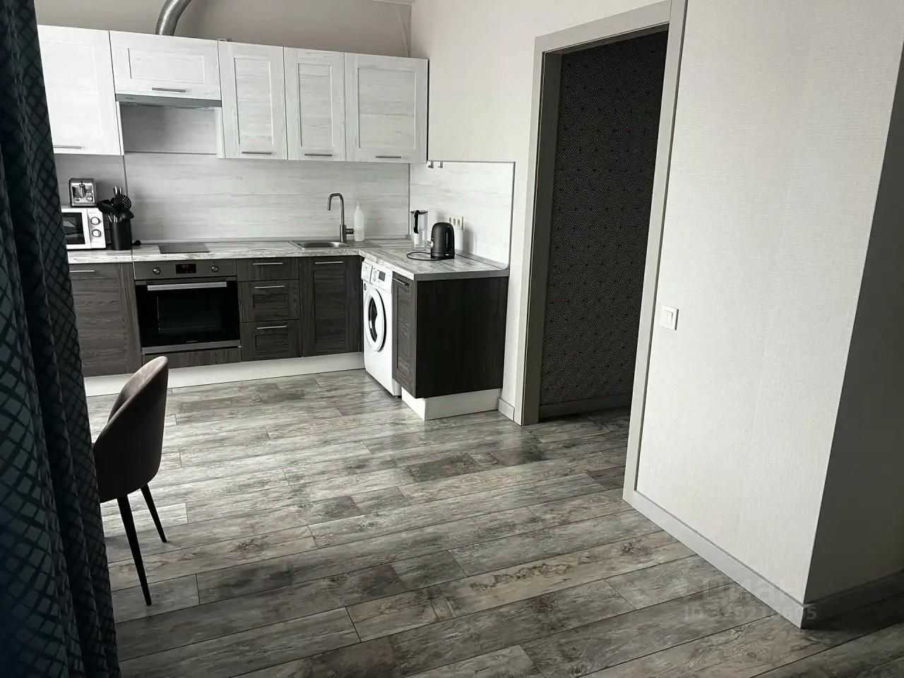 1-комнатная квартира, 42 м² — фотография 3