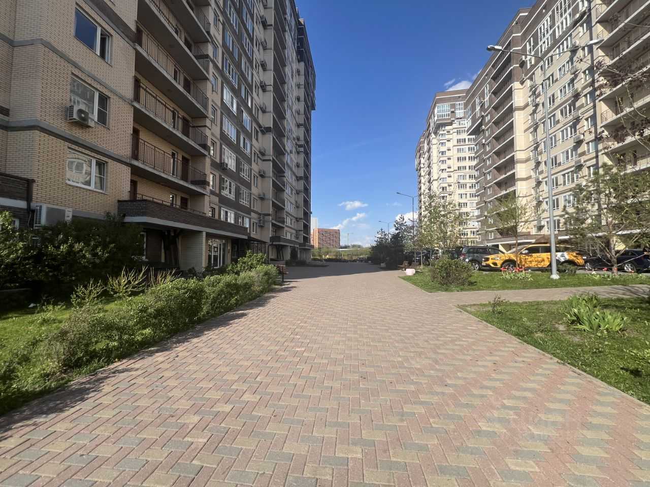 1-комнатная квартира, 49 м² — фотография 2