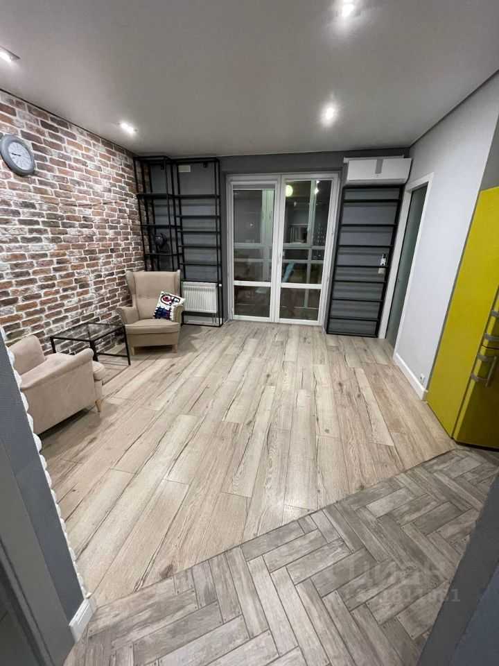 2-комнатная квартира, 40,6 м² — фотография 2