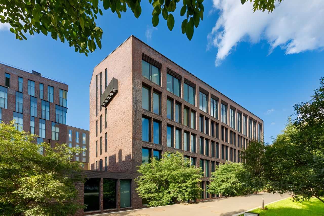 4-комнатная квартира, 275 м²