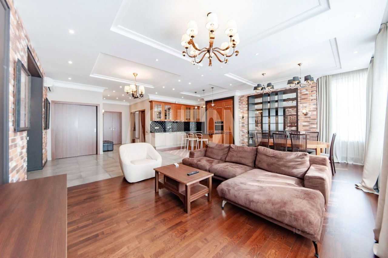 3-комнатная квартира, 151 м²