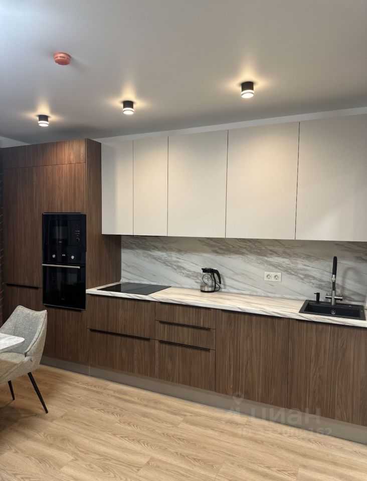 2-комнатная квартира, 55 м² — фотография 2