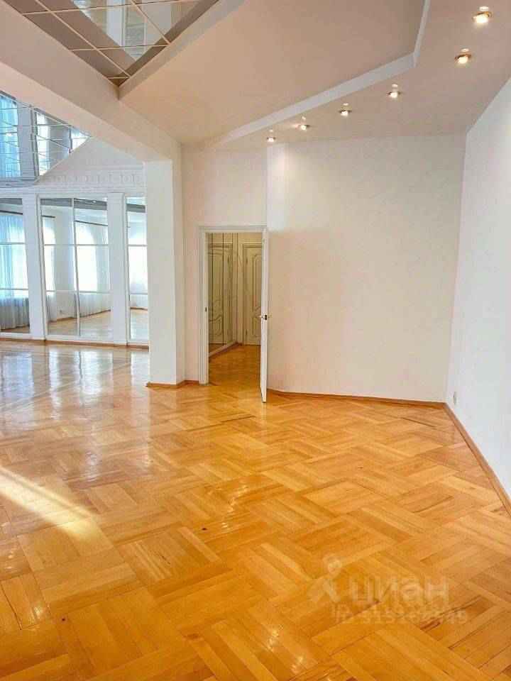 4-комнатная квартира, 147,1 м² — фотография 3