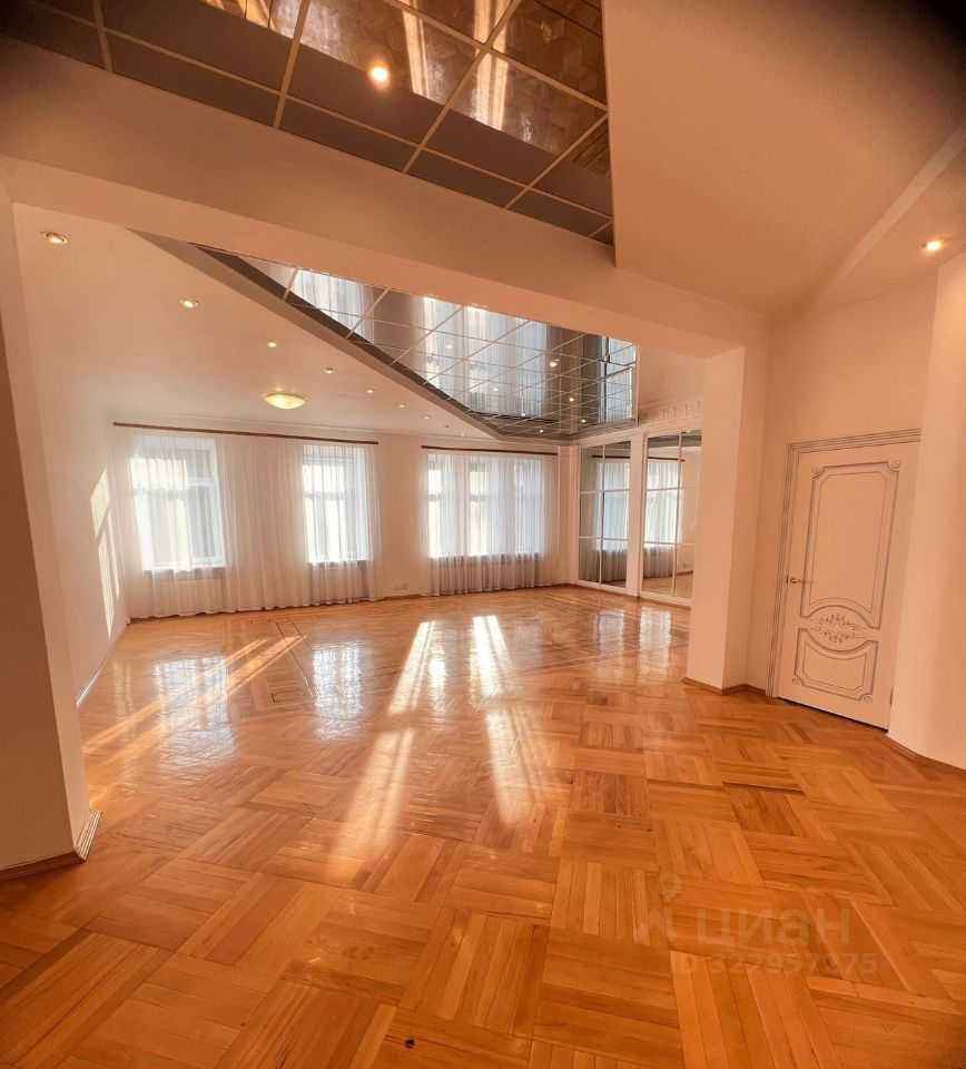 4-комнатная квартира, 147,1 м²