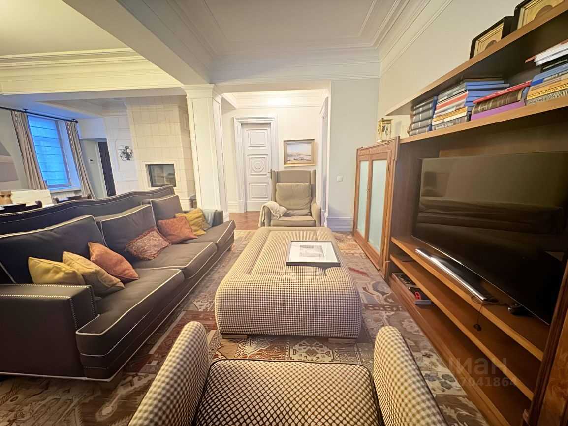 4-комнатная квартира, 205 м² — фотография 3