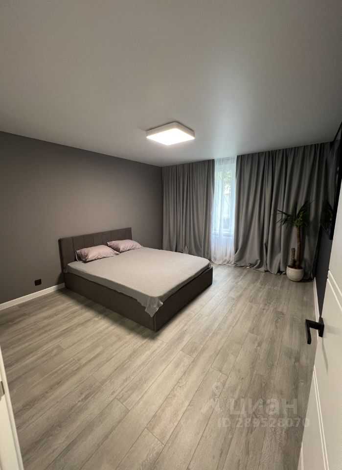 1-комнатная квартира, 32 м²