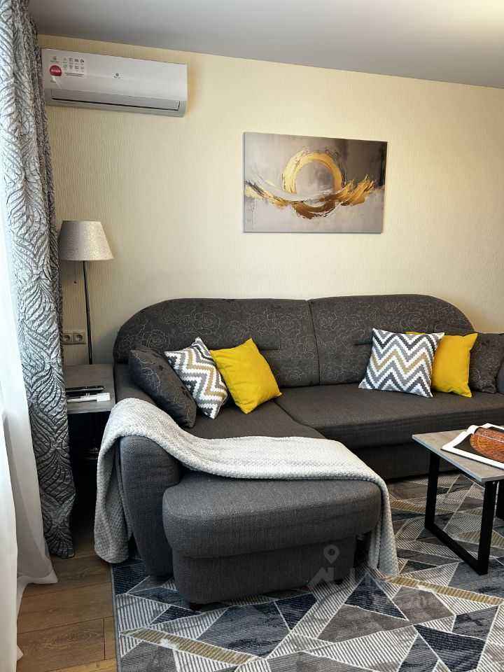 2-комнатная квартира, 62,5 м² — фотография 2