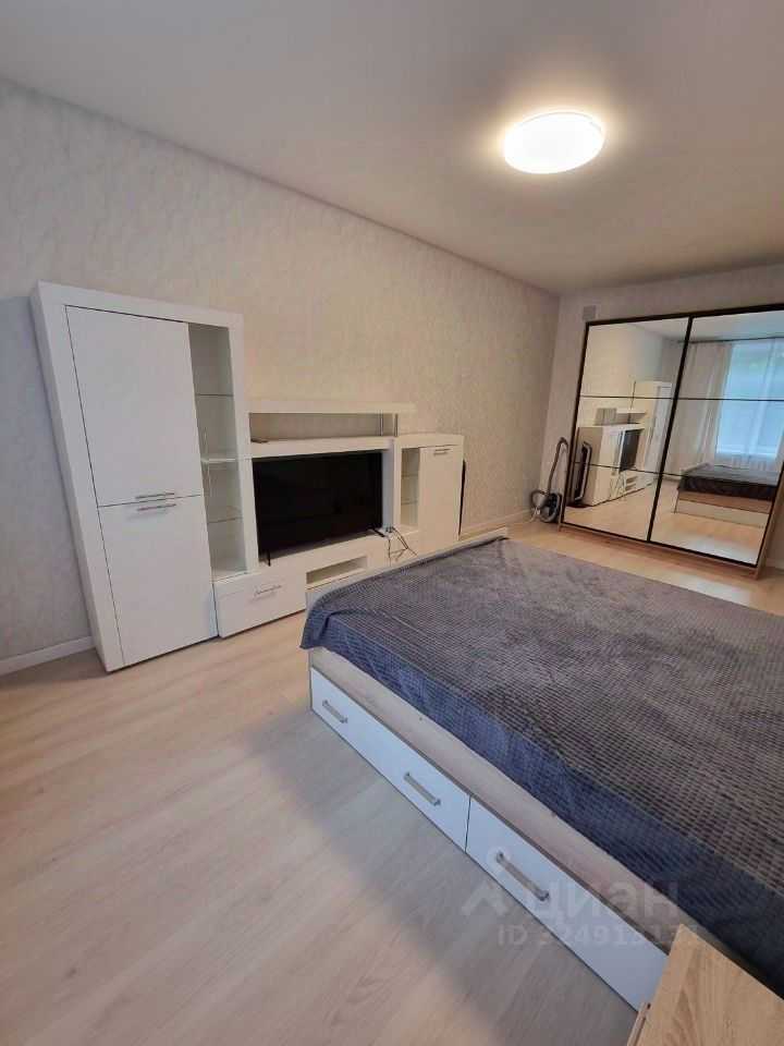 2-комнатная квартира, 57 м² — фотография 2