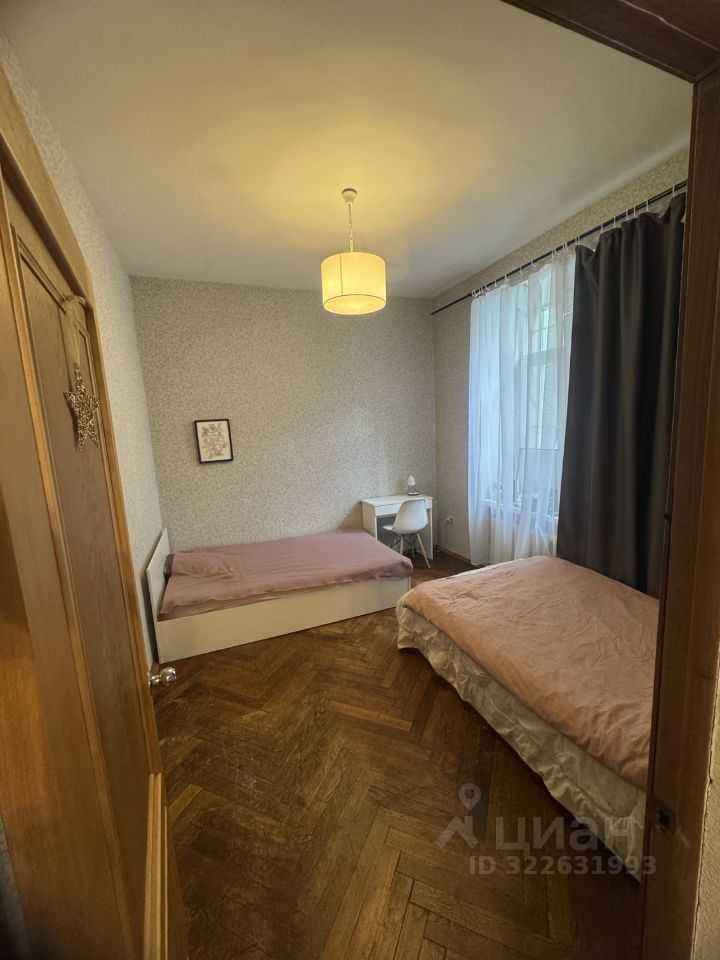 4-комнатная квартира, 100 м² — фотография 2