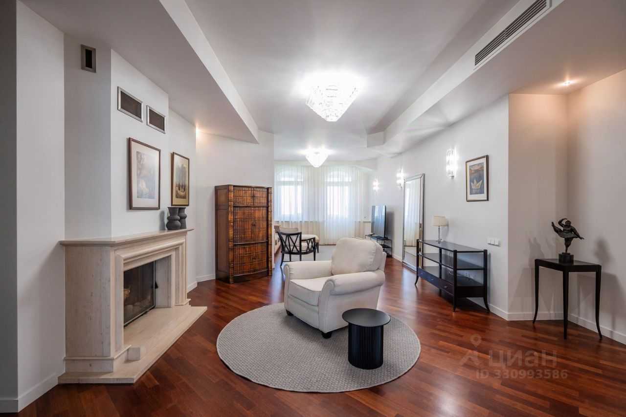 5-комнатная квартира, 185 м²