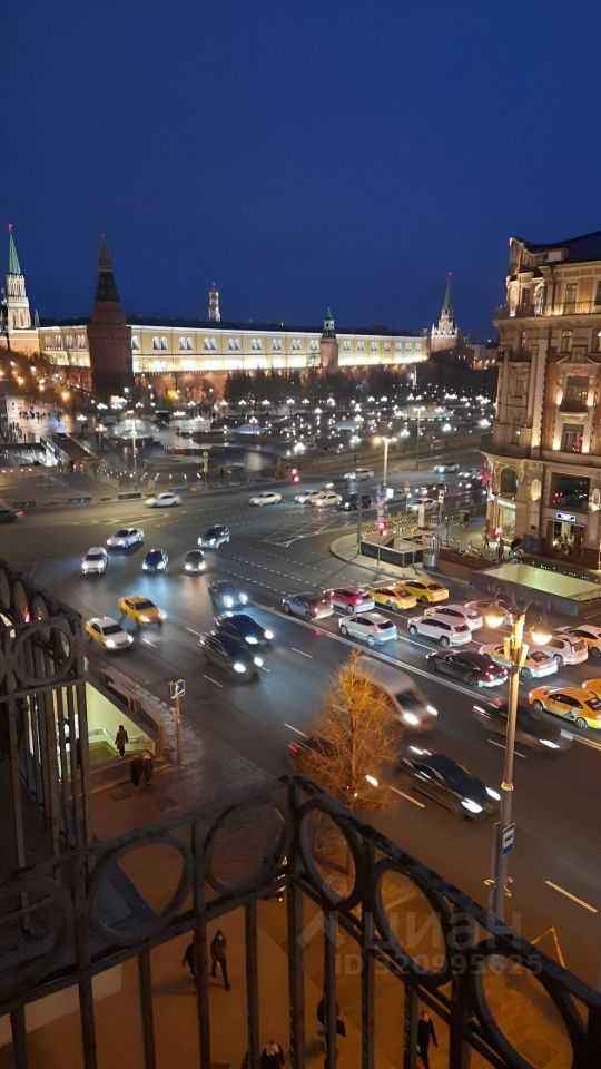 2-комнатная квартира, 72 м² — фотография 2