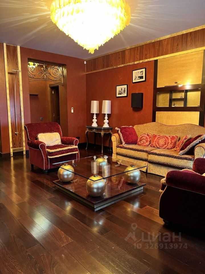4-комнатная квартира, 178 м²