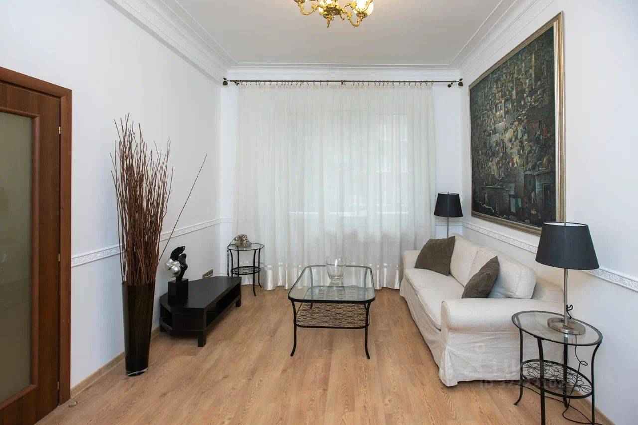 4-комнатная квартира, 130 м² — фотография 2