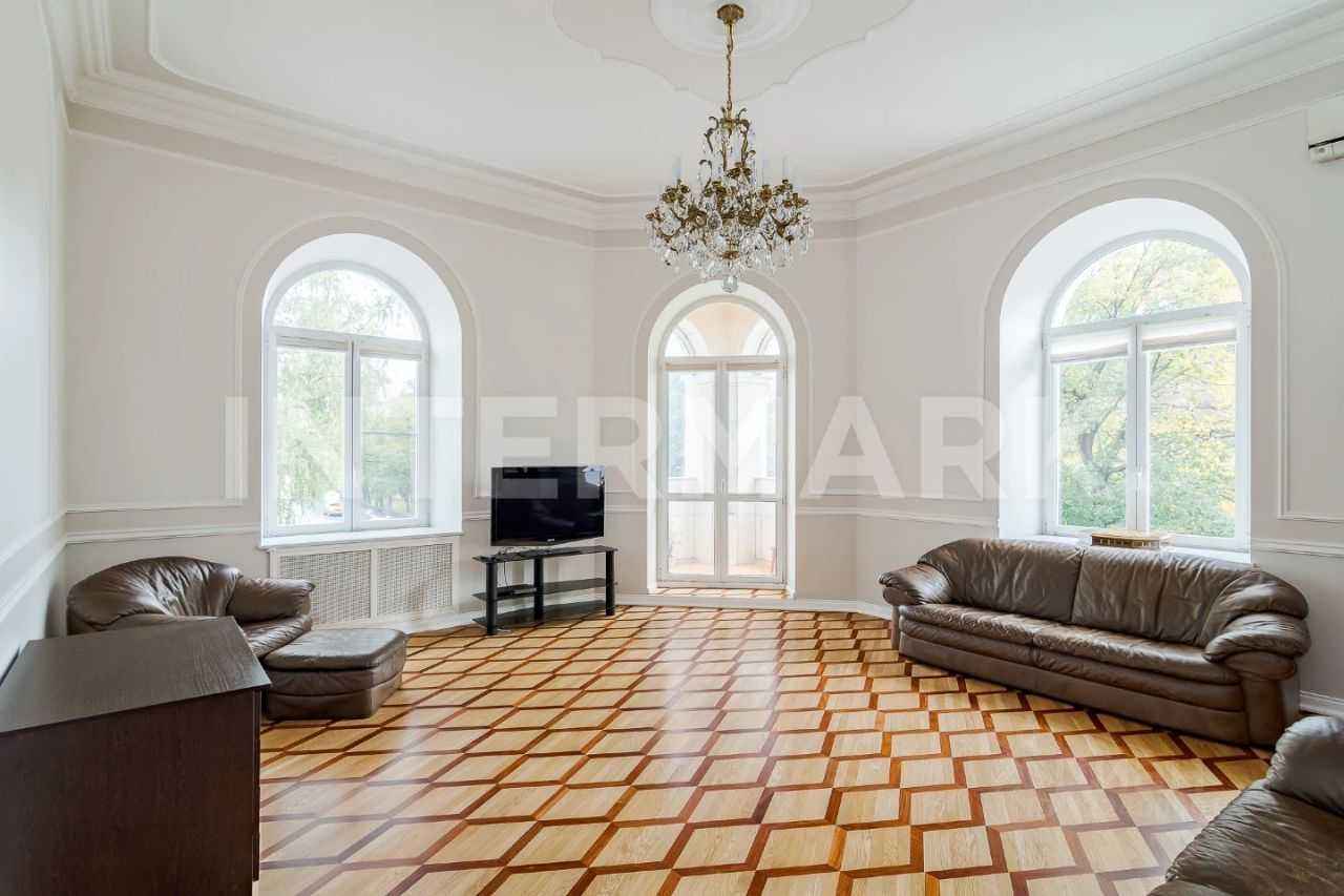 4-комнатная квартира, 150 м²
