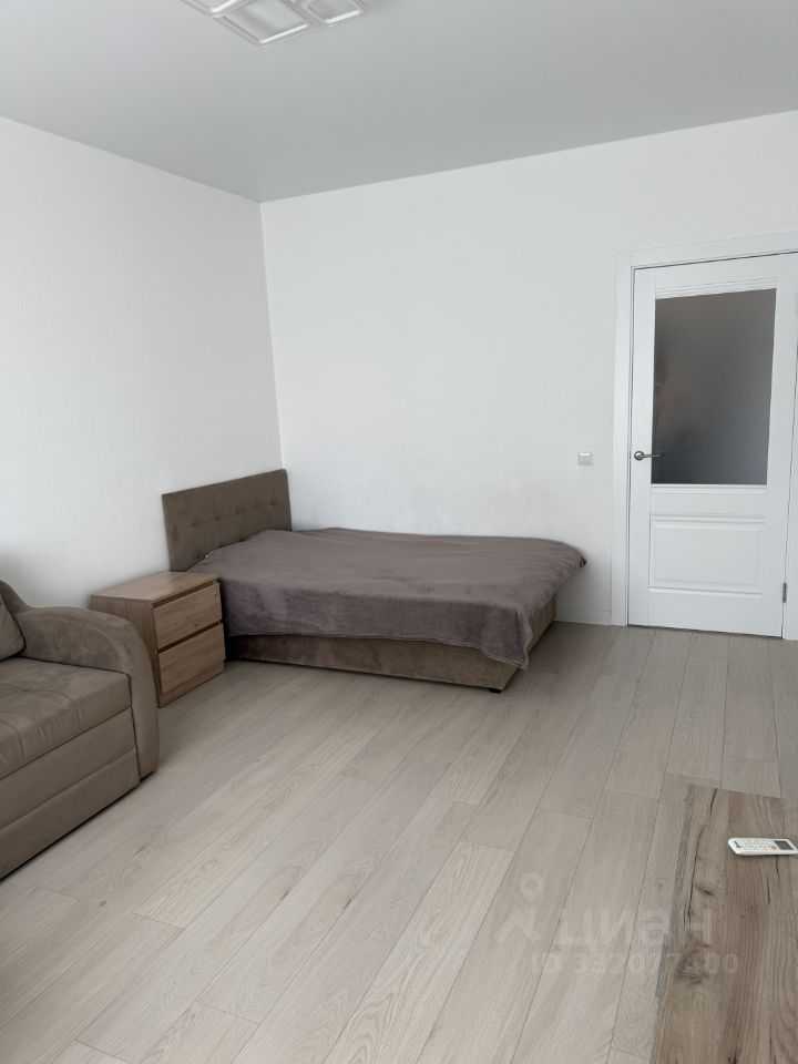 1-комнатная квартира, 37 м² — фотография 2