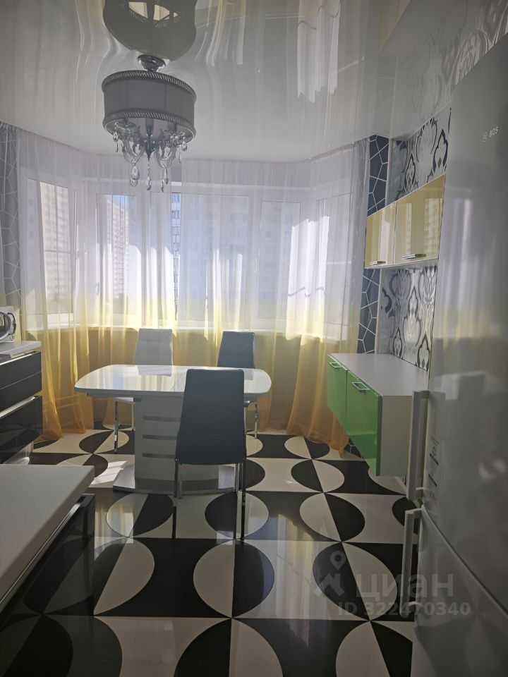 3-комнатная квартира, 80 м²